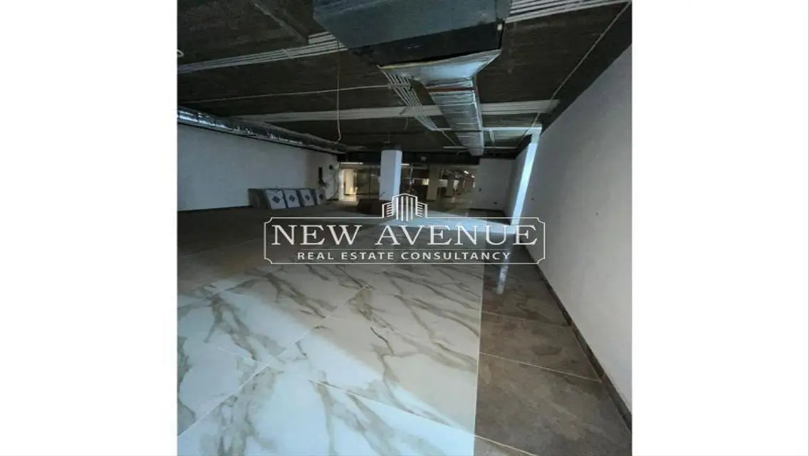 Spacious Apartment for Rent with Covered Parking and Meeting Room