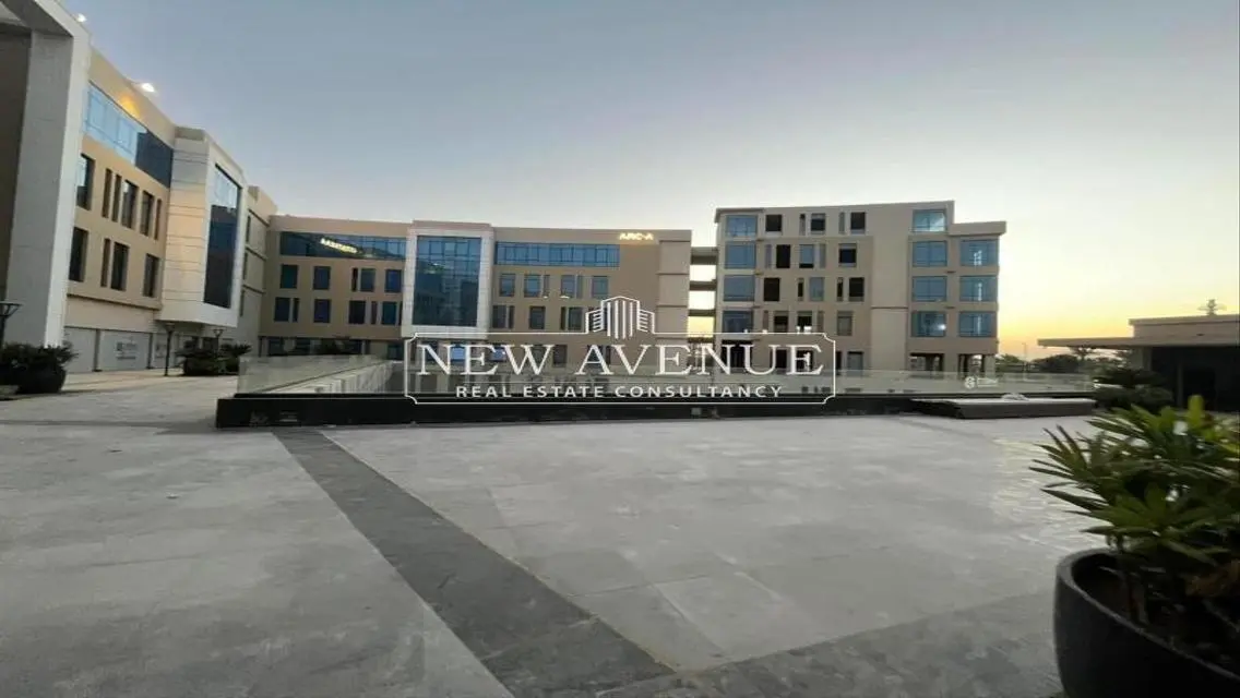 Spacious Apartment for Rent with Covered Parking and Meeting Room