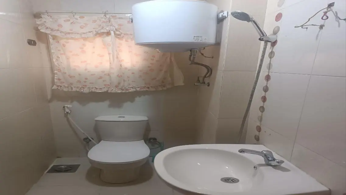 شقة مميزة للإيجار في قلب المدينة