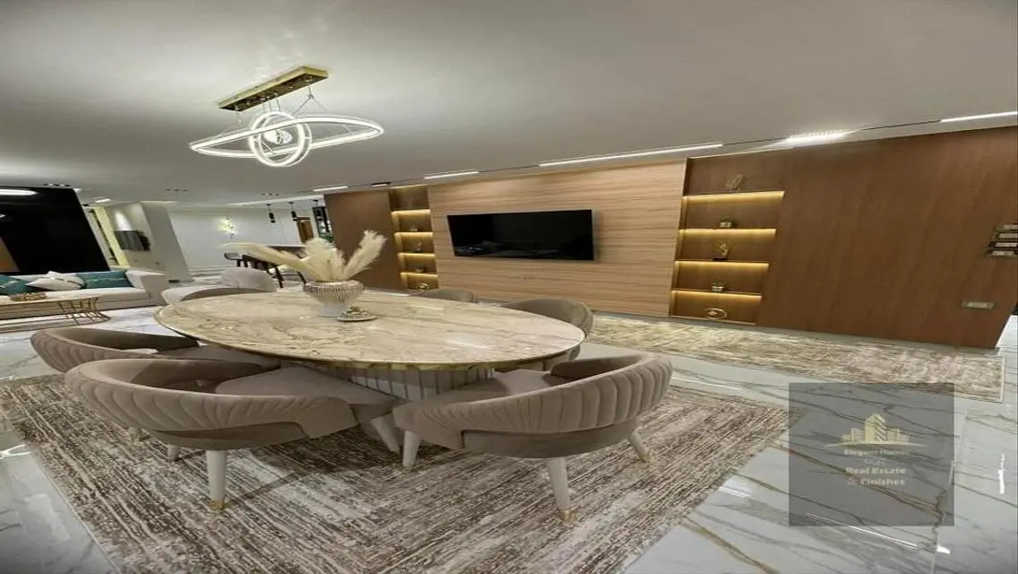 Luxurious 3-Bedroom Apartment for Sale - 280 Sqm in Prime Location