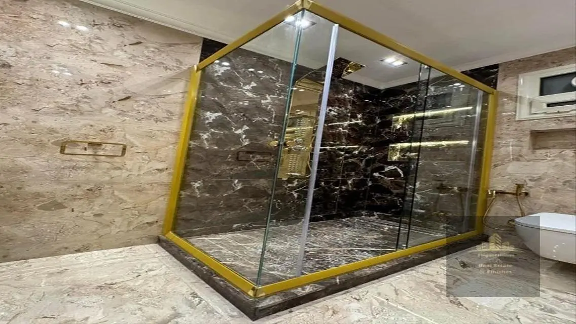 Luxurious 3-Bedroom Apartment for Sale - 280 Sqm in Prime Location