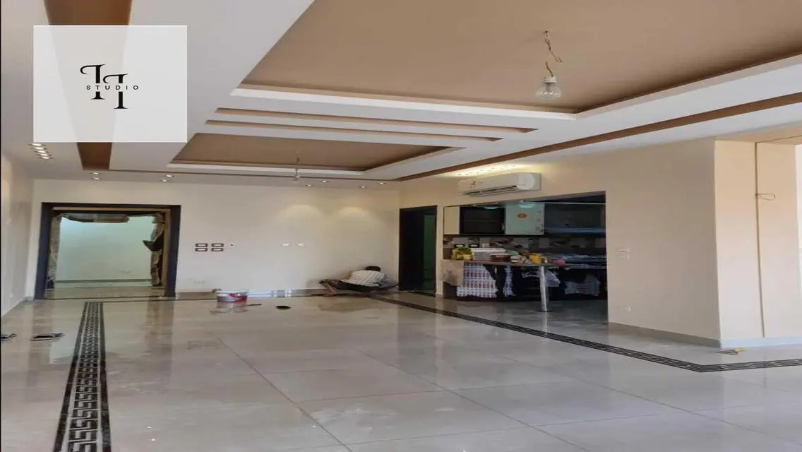 Luxury Apartment in Eastown - AUC