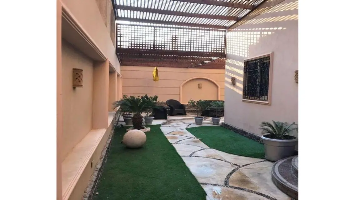 منزل رائع بمساحة 170 متر مربع