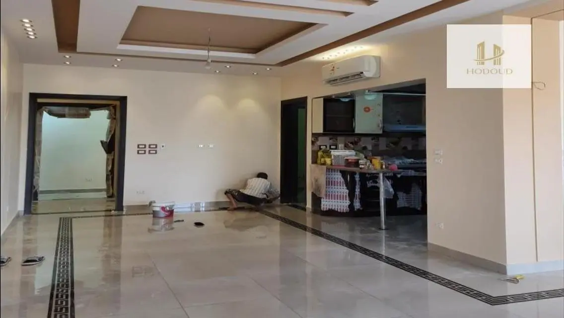 Luxury Apartment with Prime Amenities in the Heart of the City
