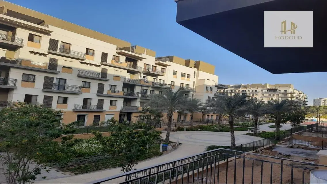 Luxury Apartment with Prime Amenities in the Heart of the City