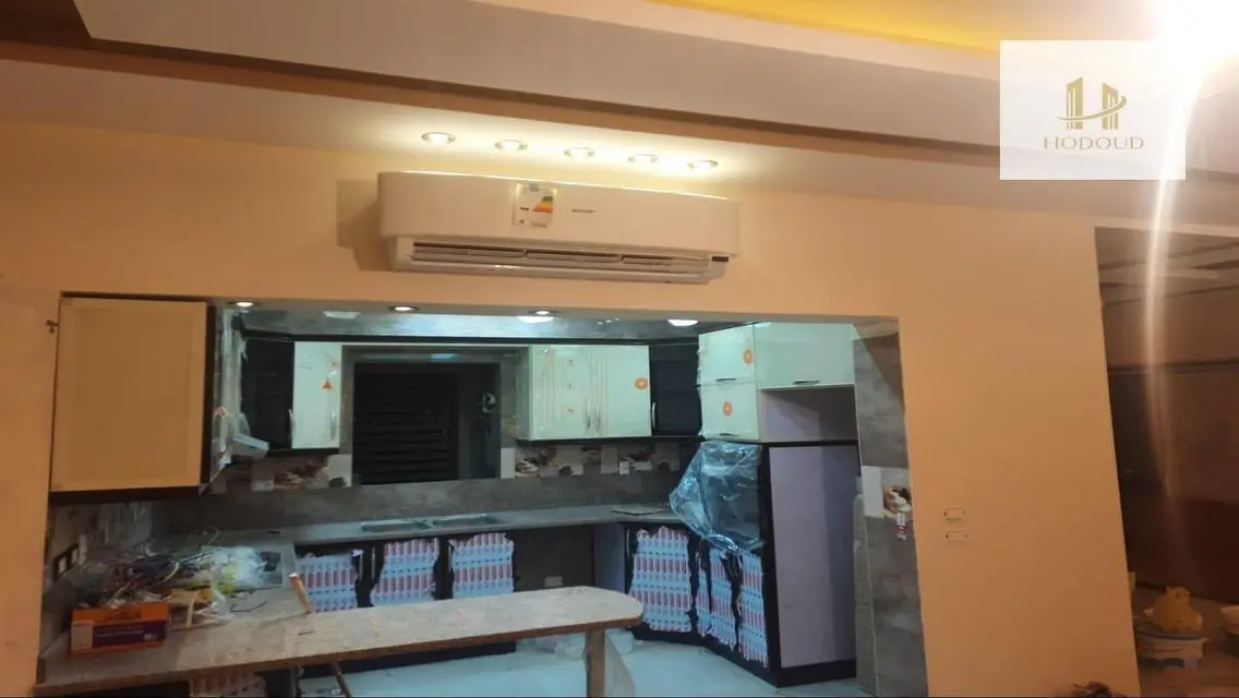 Luxury Apartment with Prime Amenities in the Heart of the City