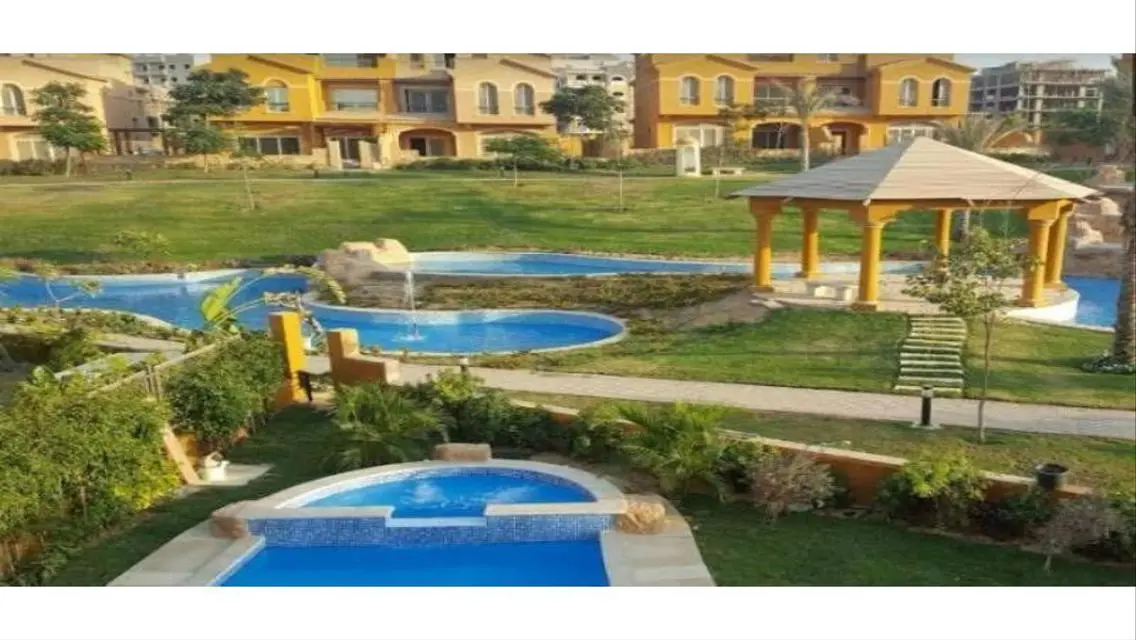 Luxury Villa for Sale with Private Garden and Pool in Prime Location