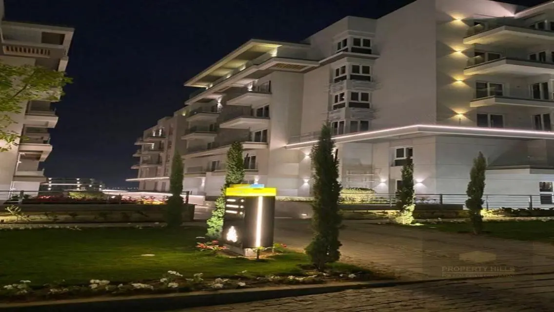 Luxurious Villa for Sale with Private Garden and Pool