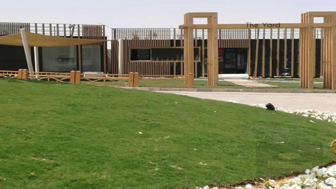 Luxurious Villa for Sale with Private Garden and Pool