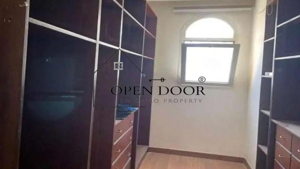 Luxury Villa with Private Garden and Pool for Sale