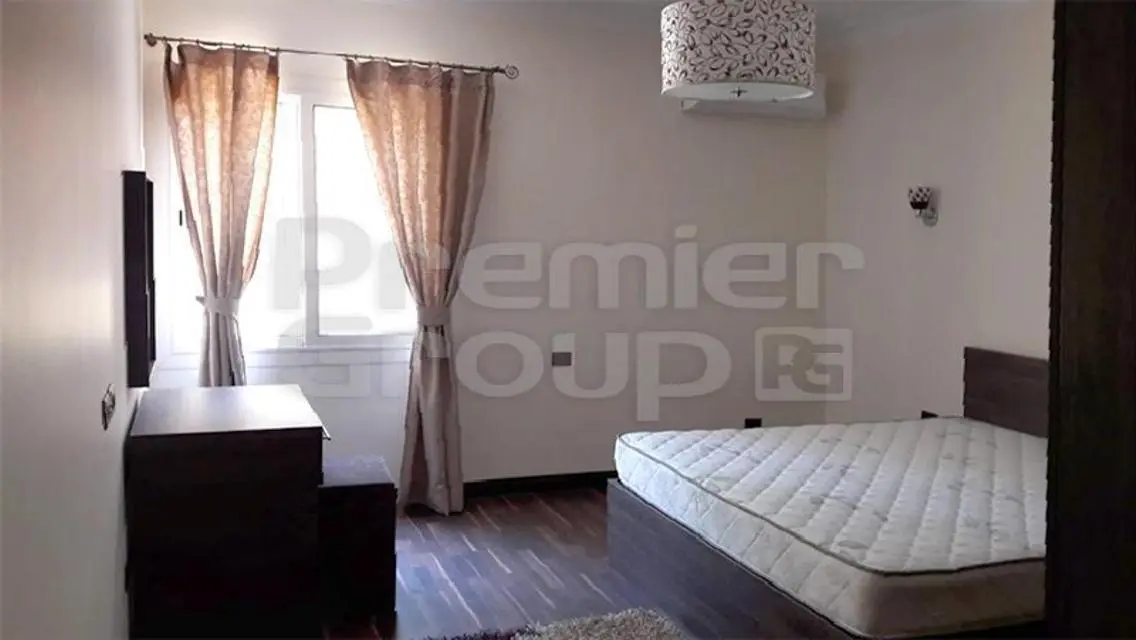 شقة فاخرة بمساحة 1300 متر للبيع