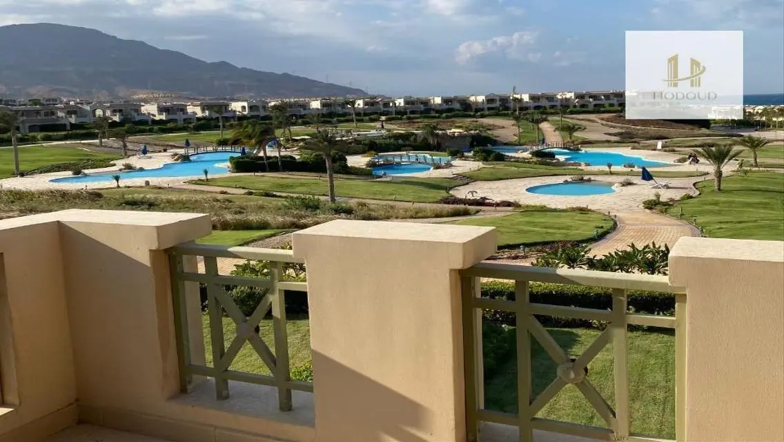 Exceptional 180 sqm Apartment with 3 Bedrooms in the Heart of the City