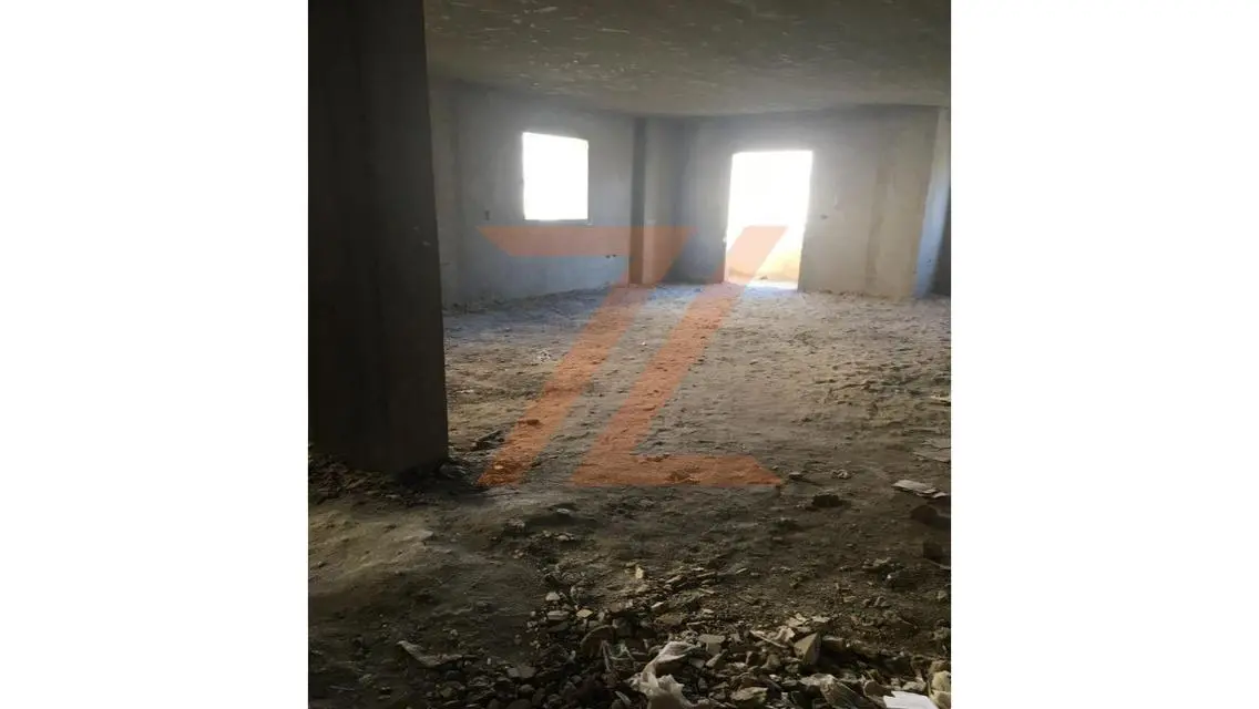 Luxury Apartment for Sale with Spacious Garden