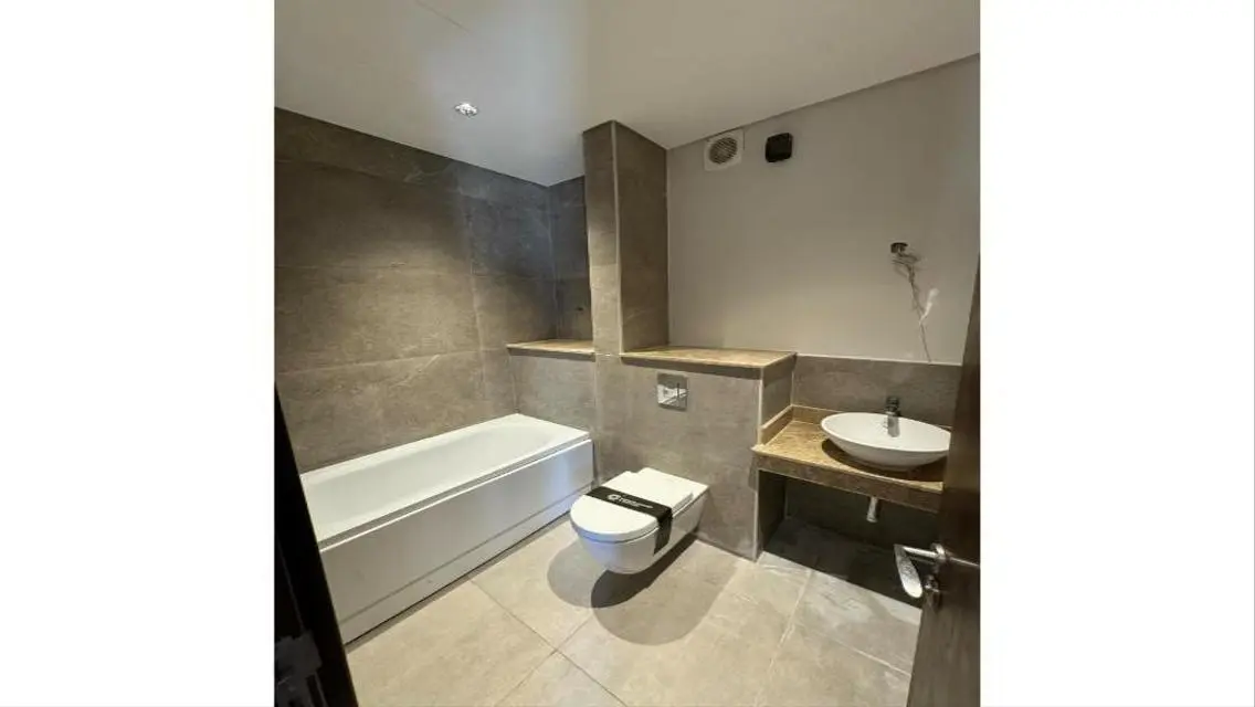 Luxury Apartment in London Priced at £7,380,000