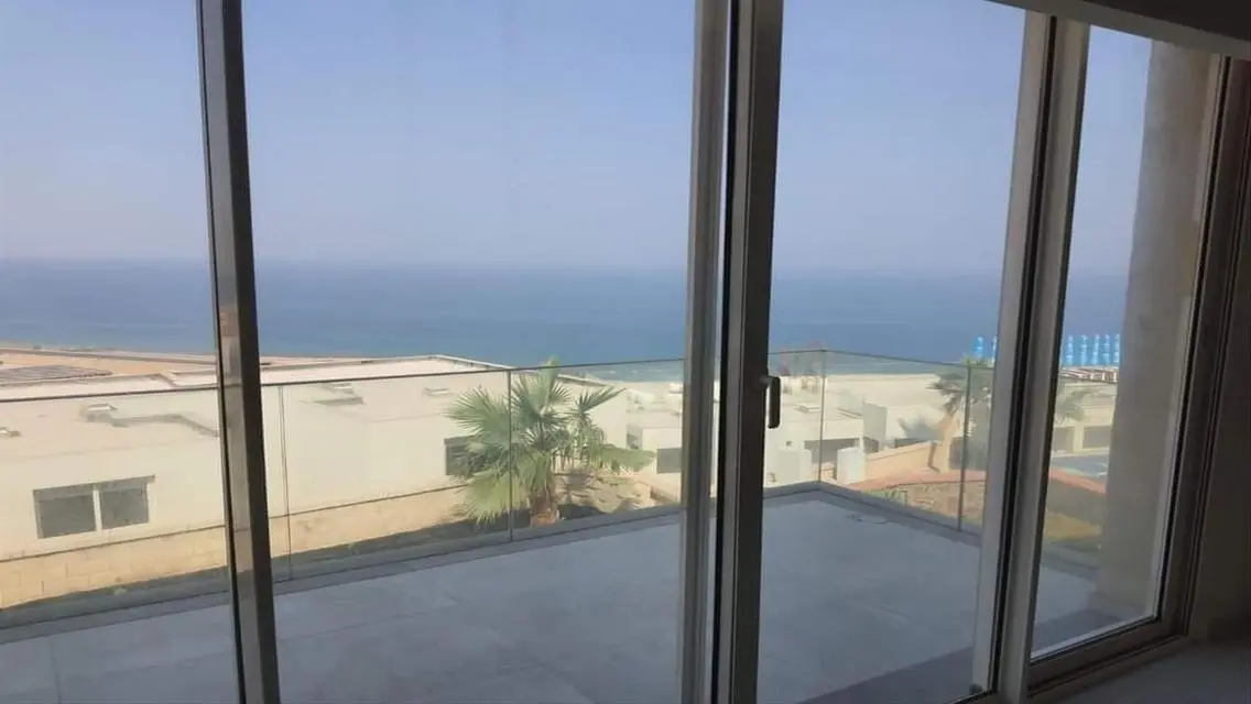 فيلا فاخرة مدعومة بالخدمات في قلب المدينة