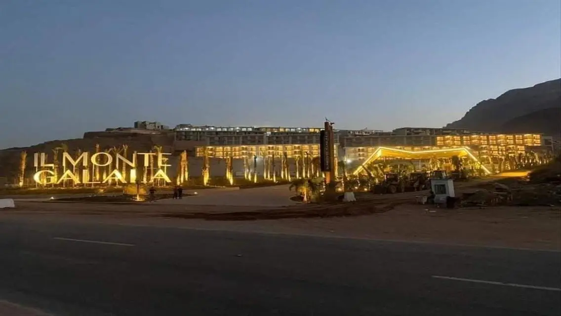 فيلا فاخرة مدعومة بالخدمات في قلب المدينة