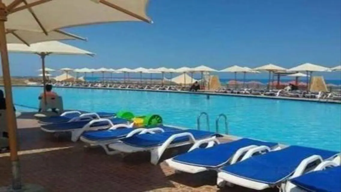 شاليه فخم للبيع في مارسيليا بيتش