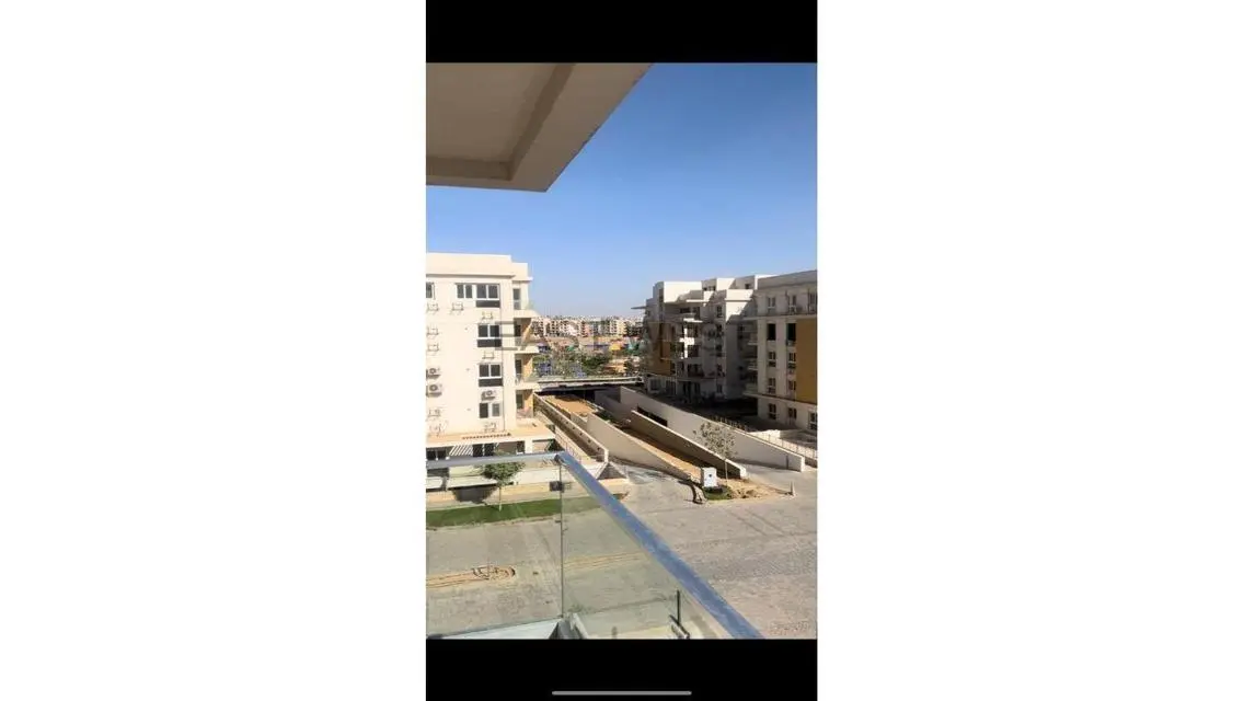 شقة فخمة في كلوب بارك 3