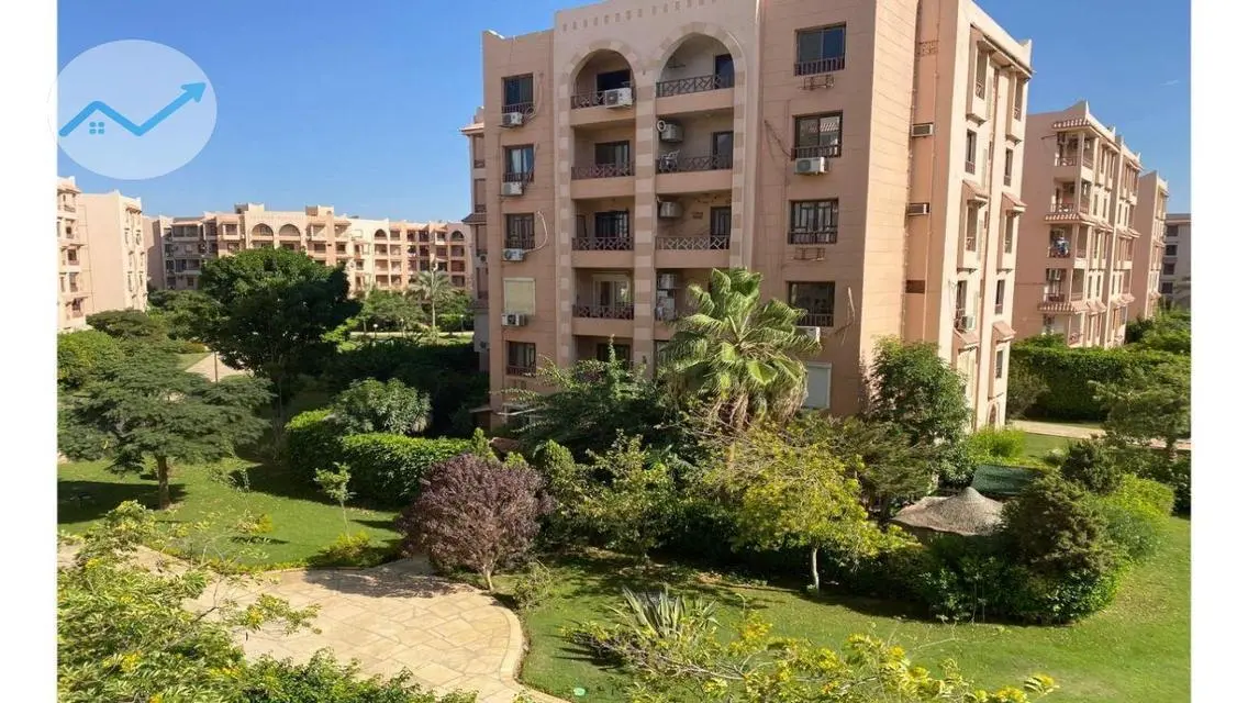 شقة رائعة للبيع في موقع متميز