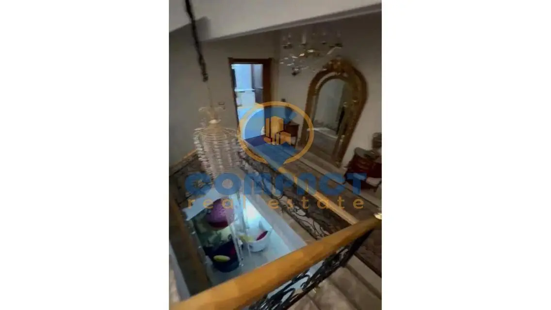 شقة فاخرة للبيع بمساحة 200 متر