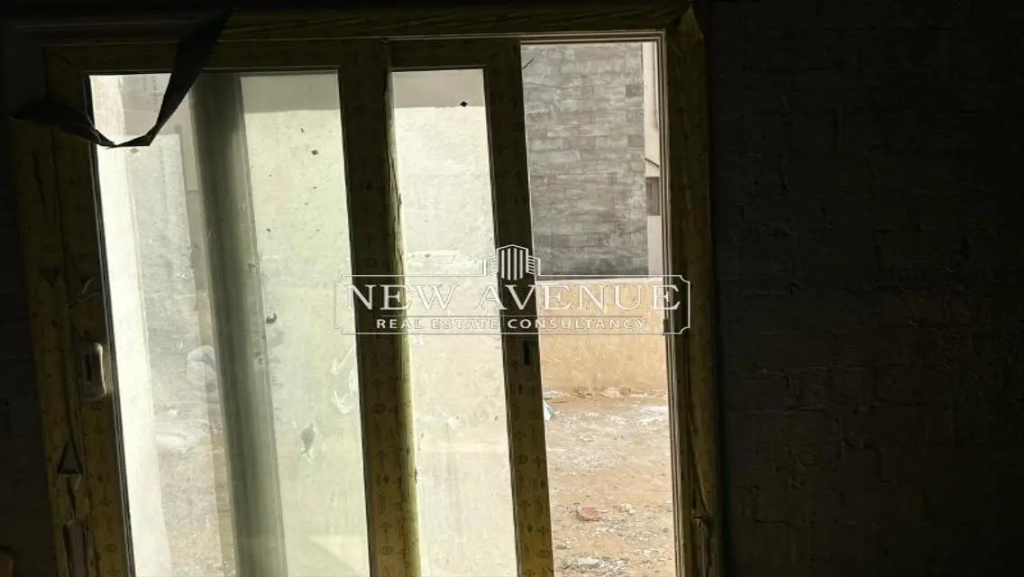 Luxury Apartment with Balcony and Private Garden for Sale