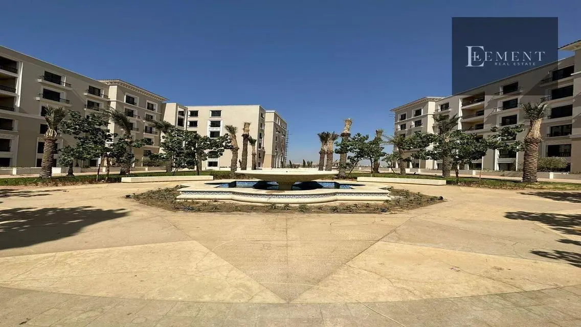 Luxury Apartment with Private Pool and Garden in the City Center