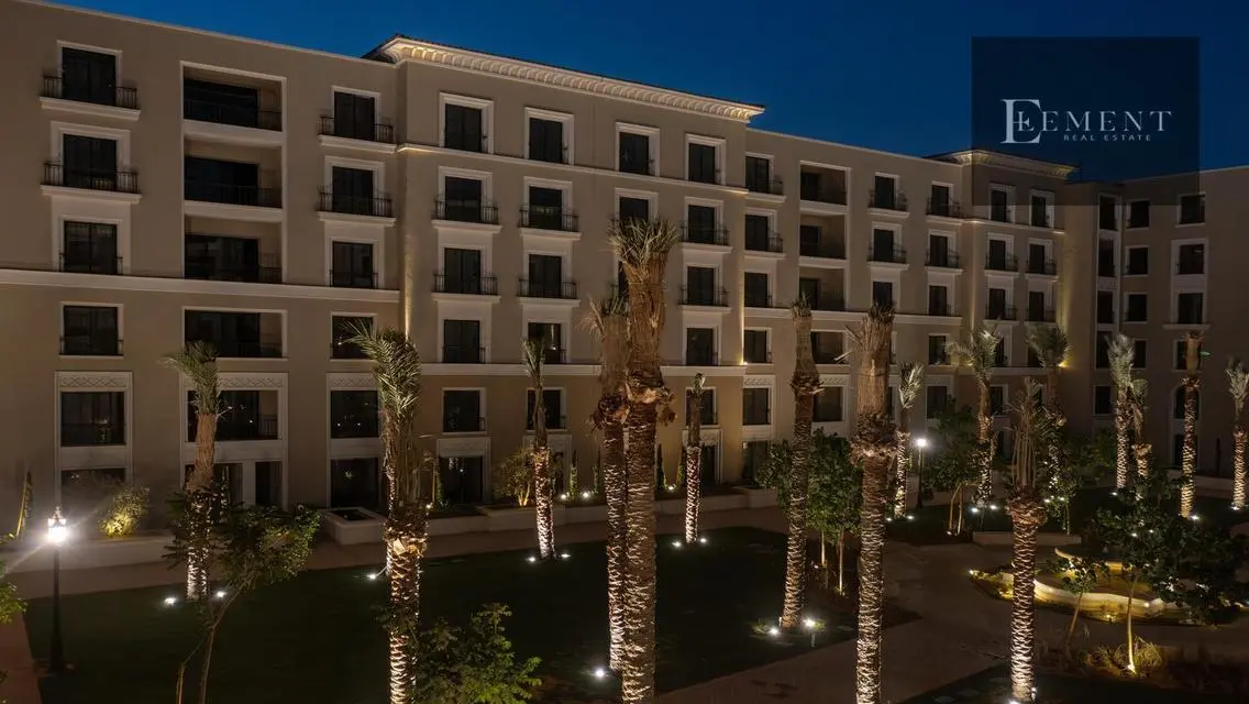 Luxury Apartment with Private Pool and Garden in the City Center