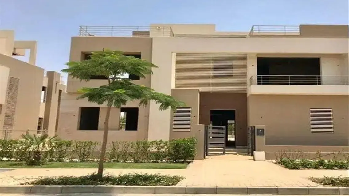 Luxury Villa with Private Garden and Shared Pool