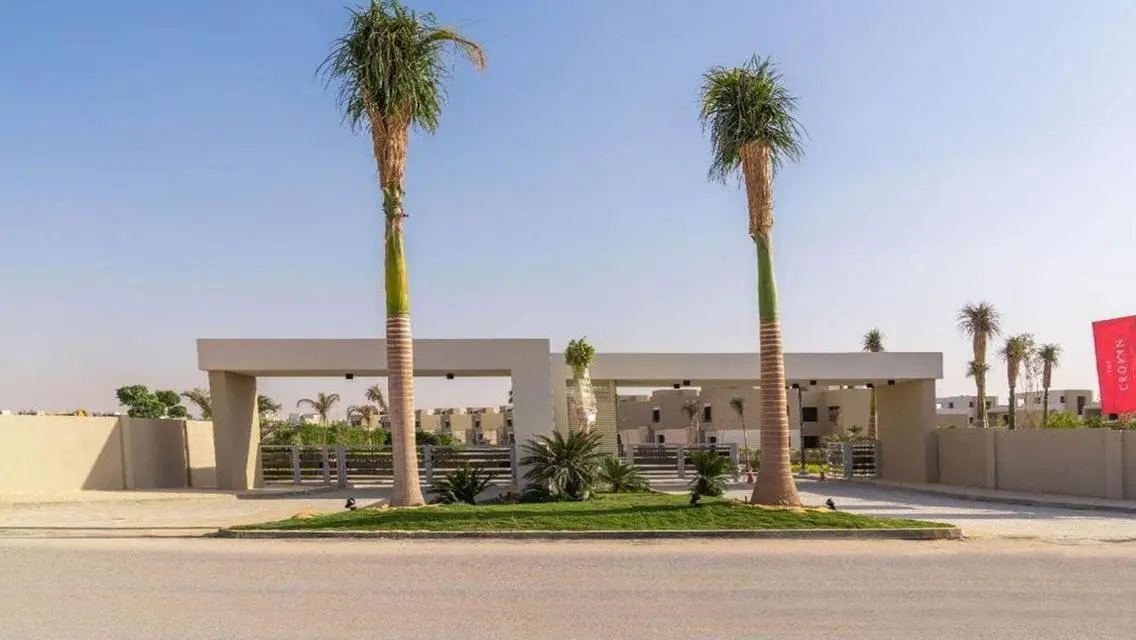 Luxury Villa with Private Garden and Shared Pool