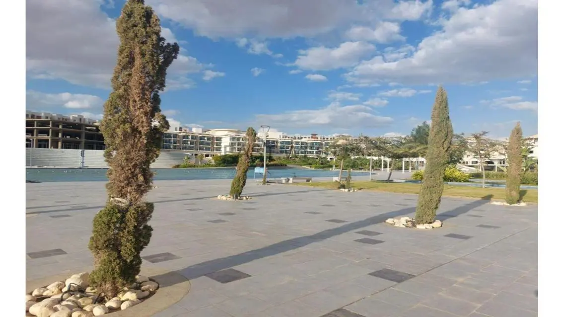 شقة فاخرة بمساحة واسعة مع جميع المرافق