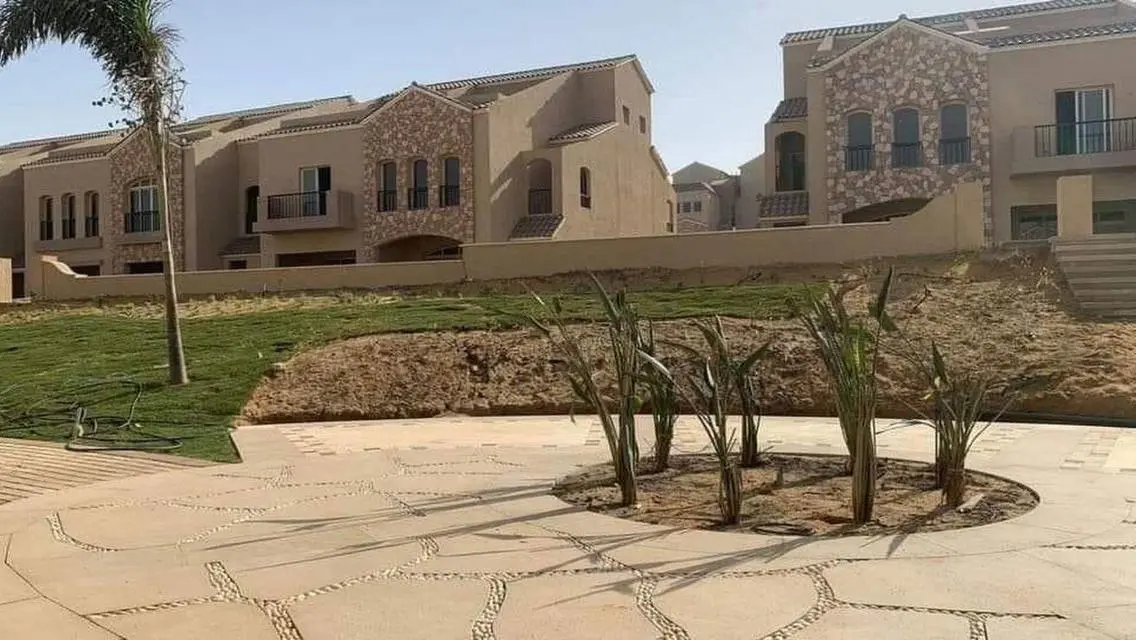 شقة فاخرة بحارس أمن وموقف مغطى