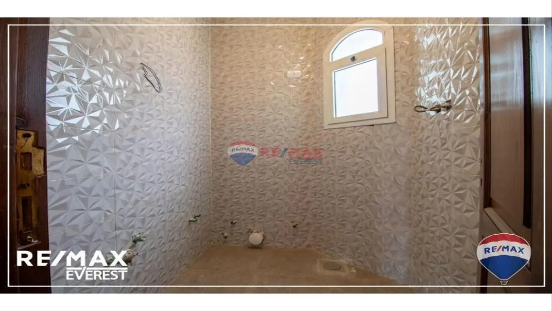 Luxury Villa with 3 Bedrooms, Private Pool & Garden