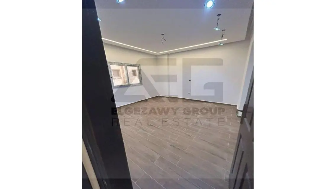 Stunning Apartment for Sale with Security Guard