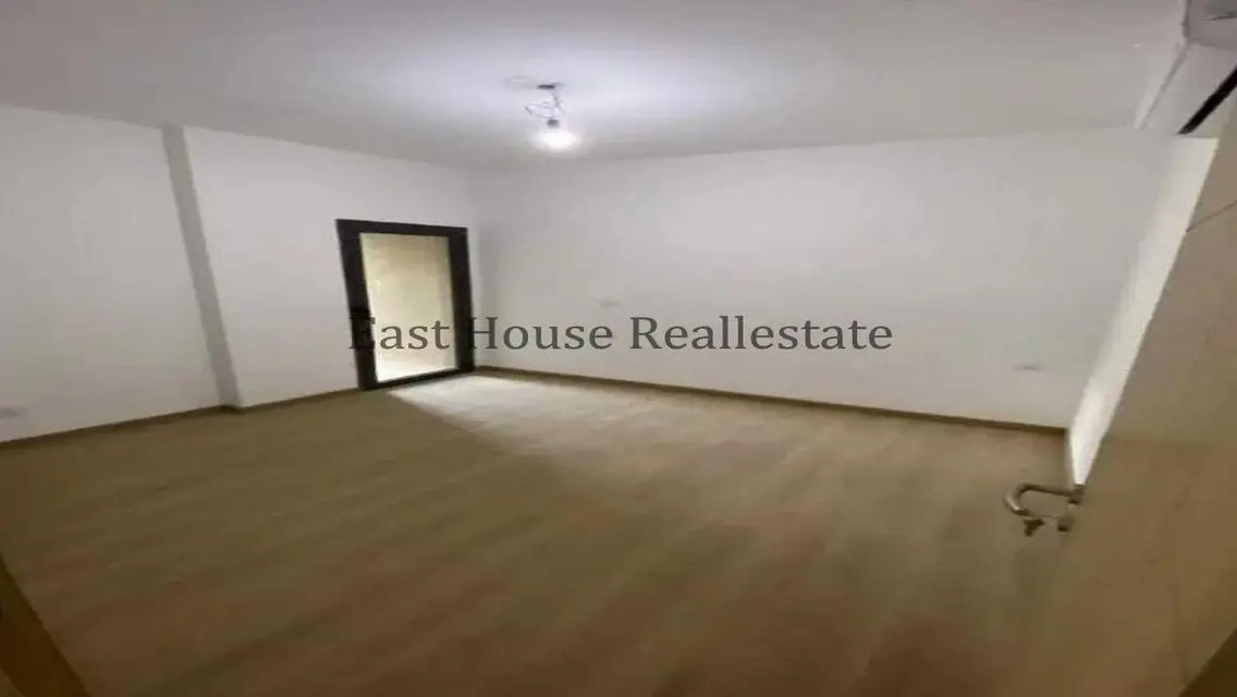 Luxury Apartment for Rent with Spacious Area