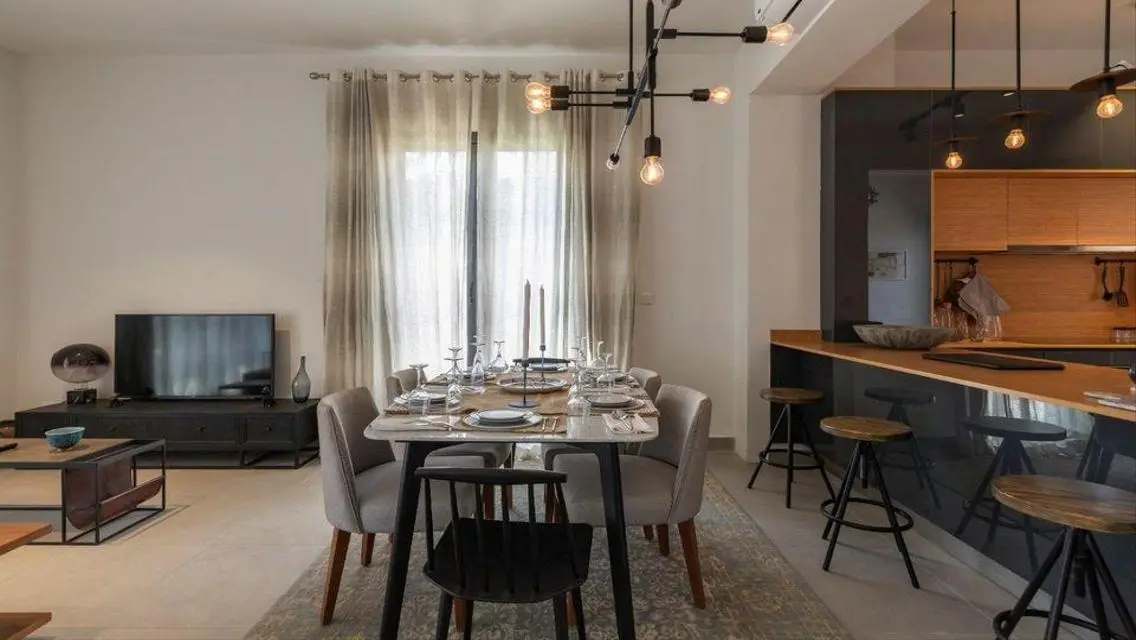 Luxury Apartment for Sale in the City Center - 450 sq.m