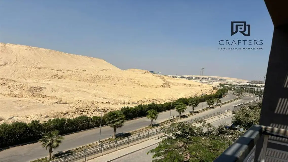 فيلا فاخرة بمساحة واسعة للبيع