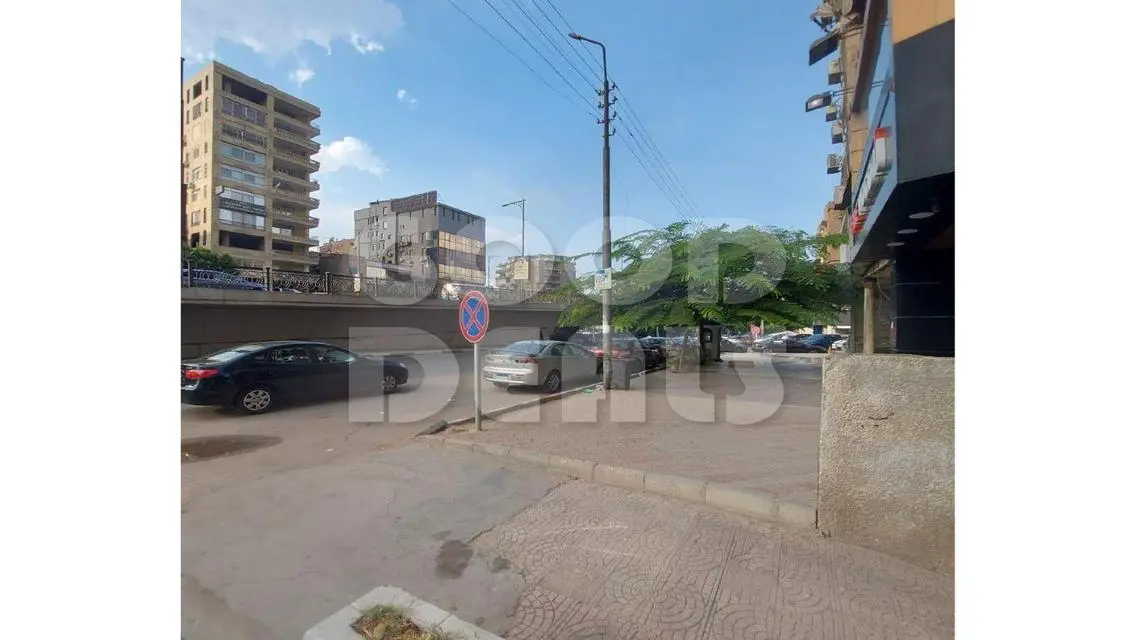 شقة فاخرة بمساحة 200 متر