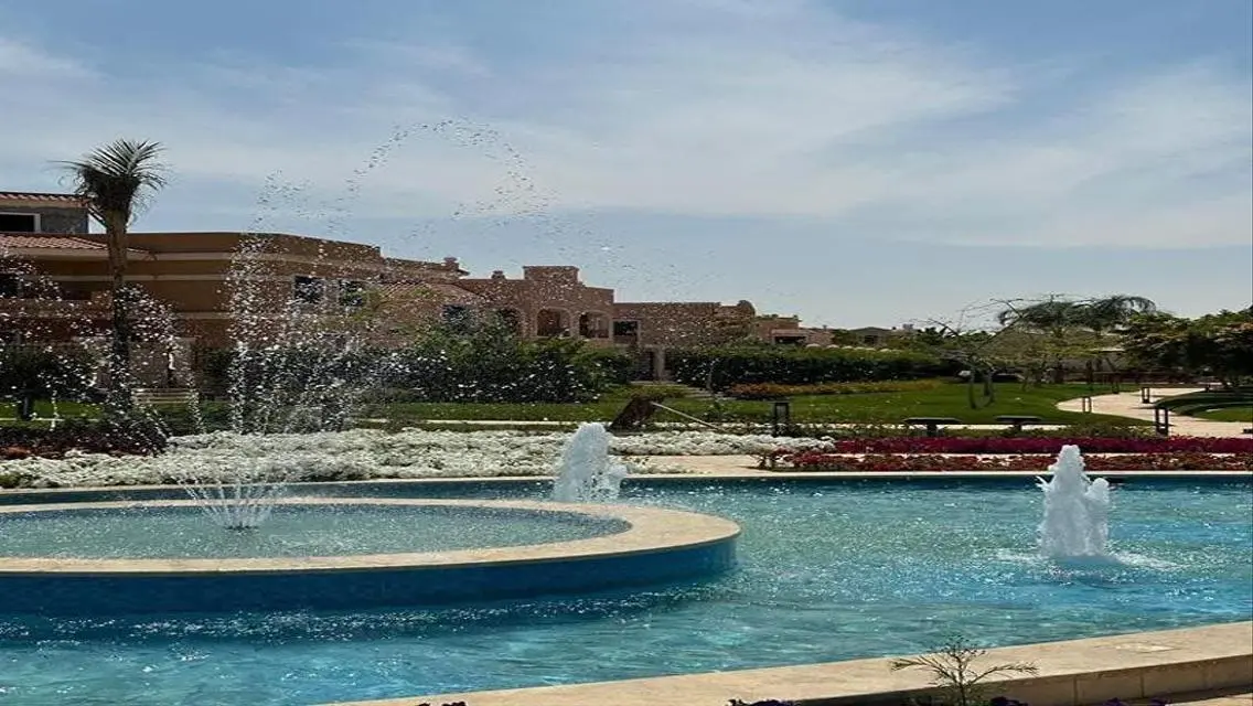 شقة فاخرة بمساحة كبيرة مع مناظر رائعة