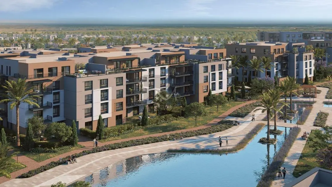 Luxurious Apartment Overlooking Lakes at a Great Price