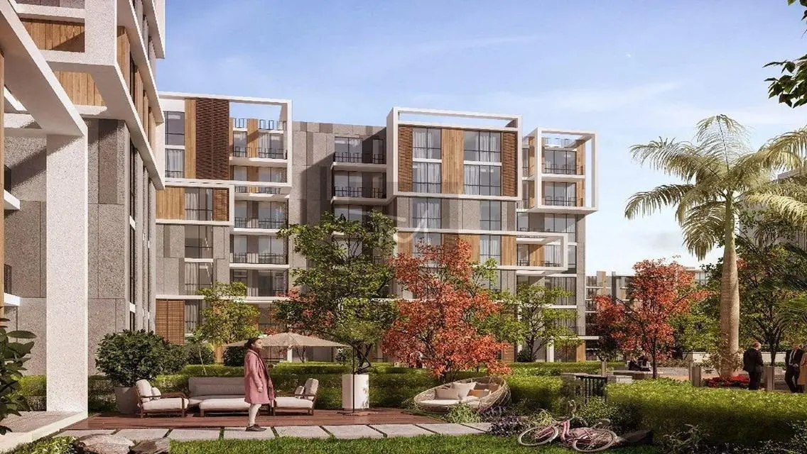 Luxurious Apartment Overlooking Lakes at a Great Price