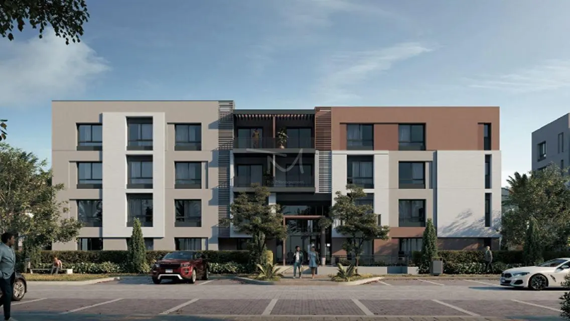 Luxurious Apartment Overlooking Lakes at a Great Price