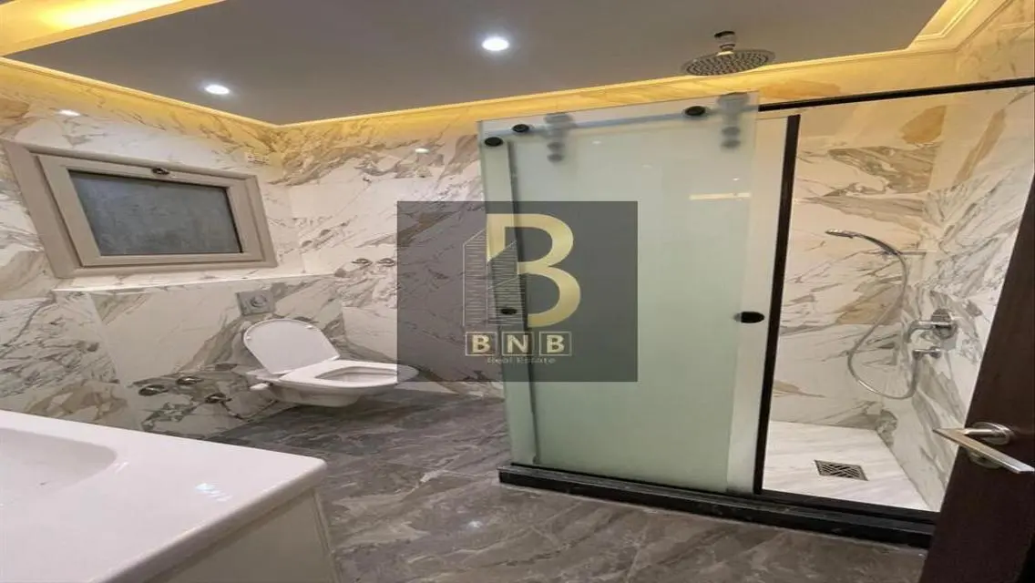 Luxury Apartment for Sale with Spacious Area in Prime Location