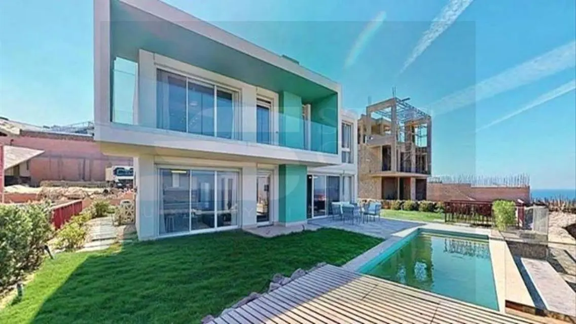 Luxurious Apartment for Sale in a Prime Location with Stunning Views