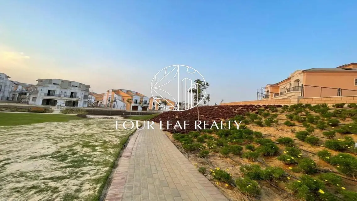 Luxury Villa for Sale in LMD-266