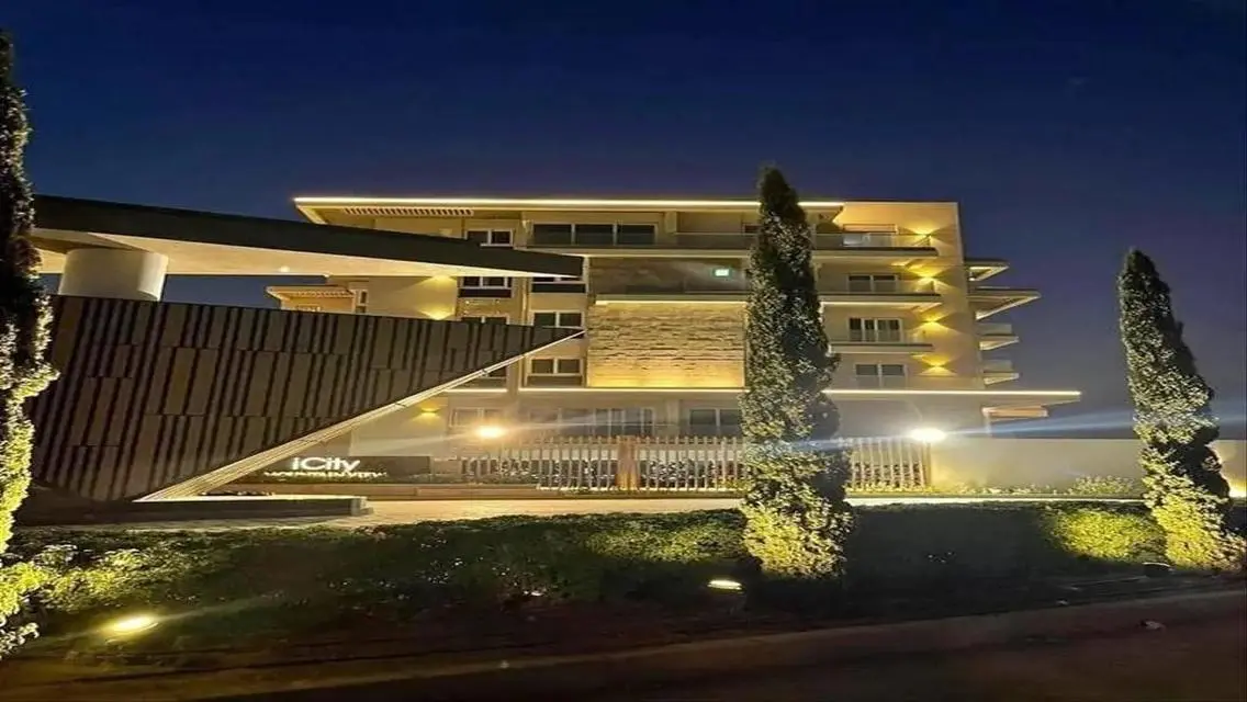 شقة تطل على الجبل في iCity 5