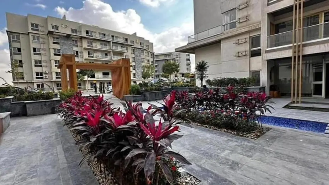 شقة تطل على الجبل في iCity 5