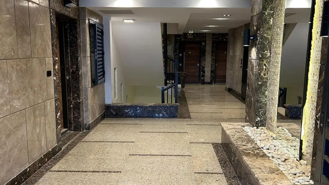 Luxury Apartment with Private Garden and Shared Pool in City Center