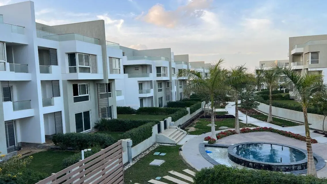Luxury Apartment with Private Garden and Shared Pool in City Center