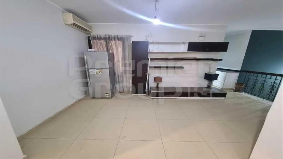 Luxury 3-Bedroom Apartment with Study in Prime Location
