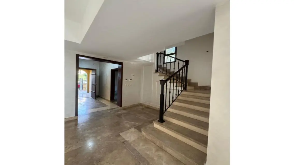 Stunning Villa for Sale in Mivida 24